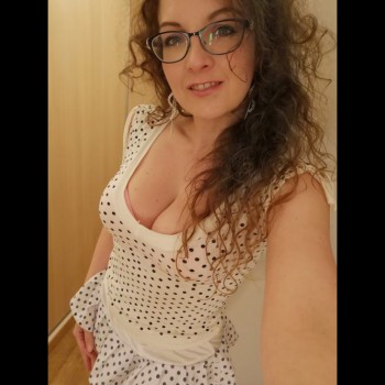Bella33