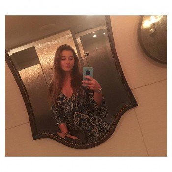 Prettyana2372