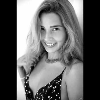 Agathavega33215