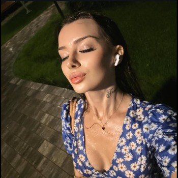 GoldenMira